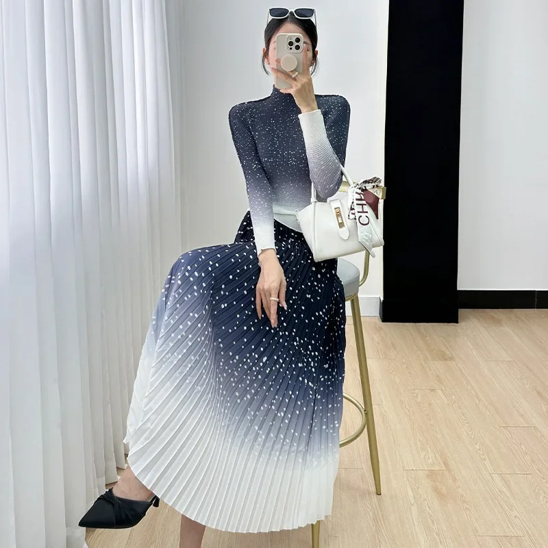 Miyake Fashion Suit Female Fall 2023 New Gradient Comfortable High-end Fold Age-reducing Temperament Commuting Two-piece Set