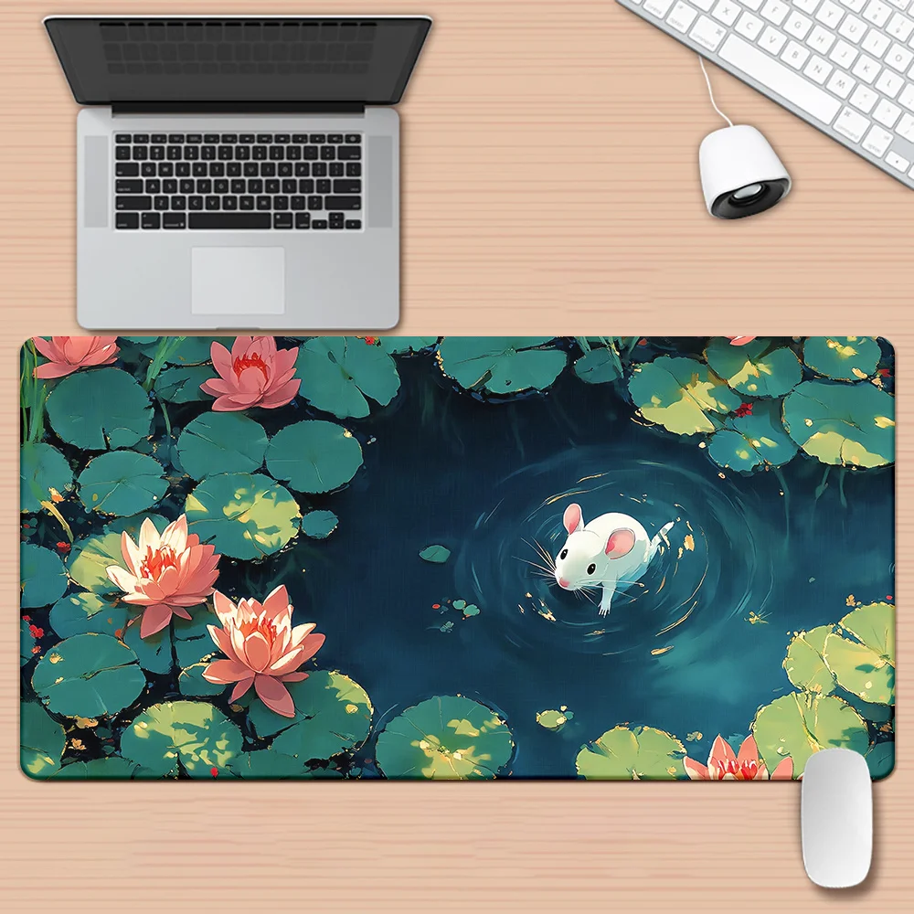 

Коврики для мыши XXL с дизайном пруда и лотоса — это высококачественные аксессуары для крупномасштабных игр и офисных универсальных компьютерных игр.