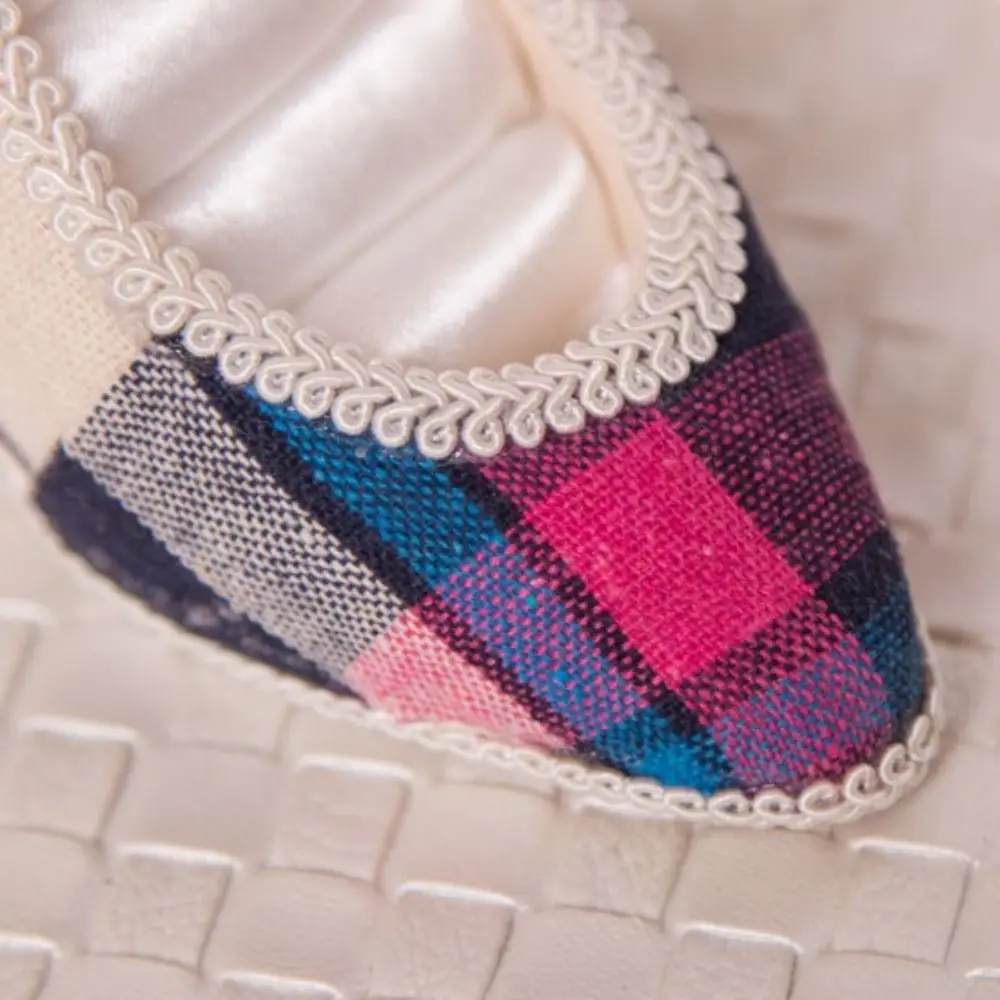 High-heeled Shoes Velvet Ring Display Stand Luxury Elegant Jewelry Rack Stand Display Rose Lace High Heels Jewelry Display Rack