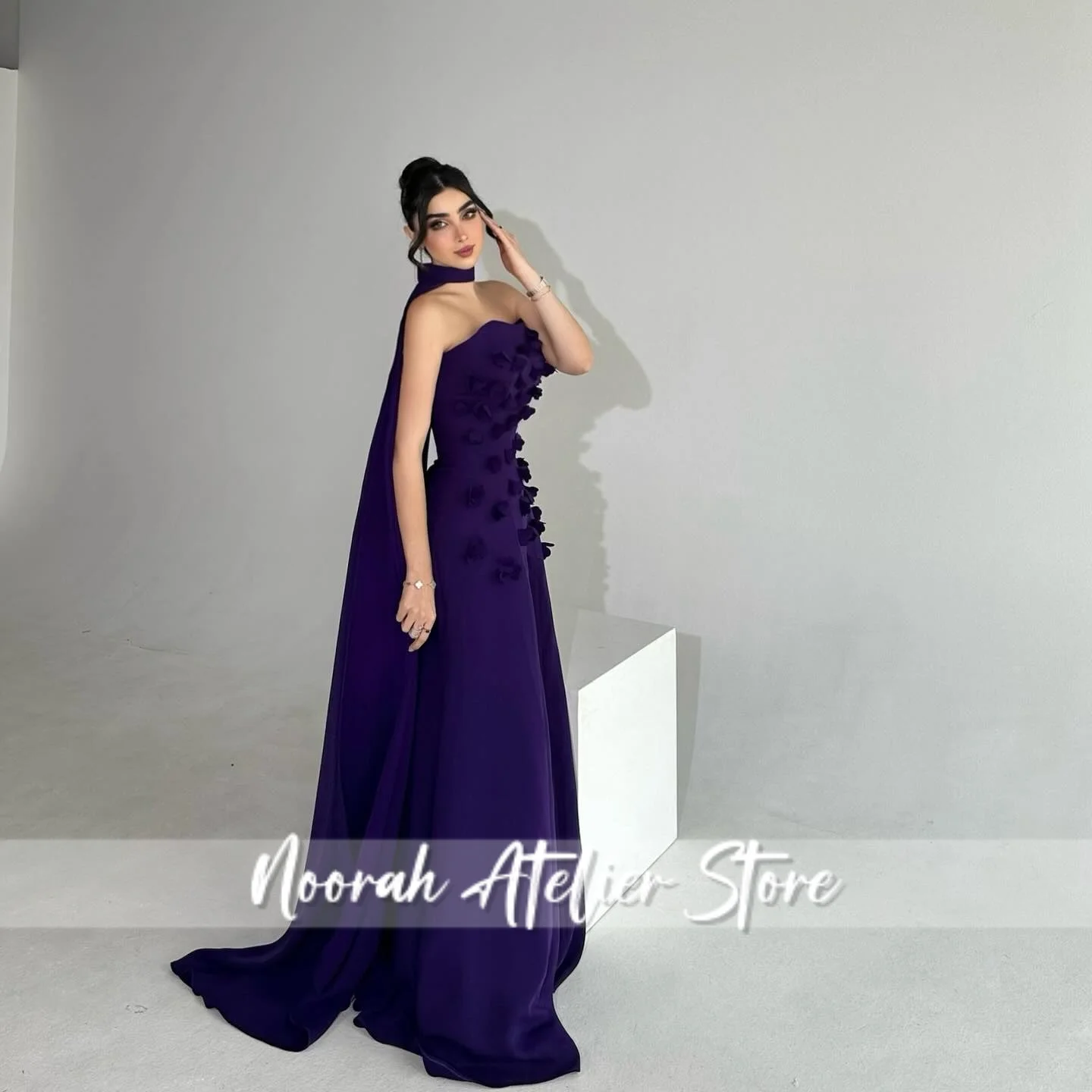 فساتين سهرة فاخرة أنيقة باللون الأرجواني بدون حمالات ثلاثية الأبعاد في المملكة العربية السعودية 2025 وشاح ثوب زفاف Fساتين فستان حفلة موسيقية مخصص