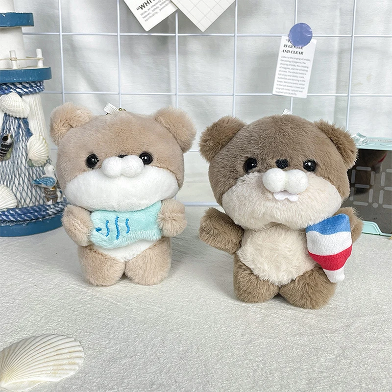 Cute Otters Plush Pendant Keychain, Chaveiros de mochila elegante, Carteira chave linda bolsa escolar, Segurando peixe