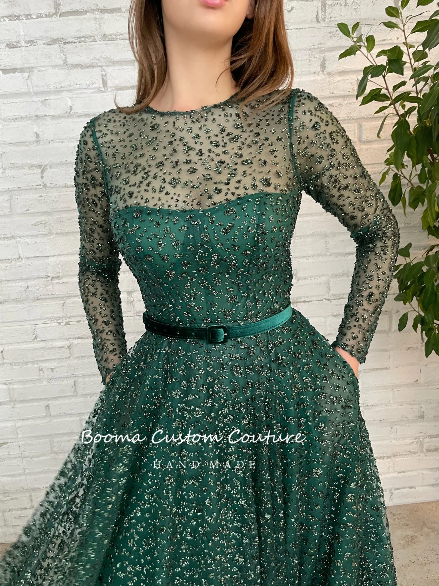 Booma Emerald Green Glitter Lace Prom Dresses Long Sleeves Sheer Neckline A-Line Formal Evening Gowns Party Dresses Customized