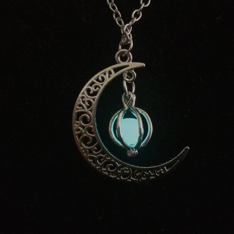 【 Brillante por la noche】 Collar Instagram personalizado, creativo, de nicho, versátil, colgante de media luna de estilo fresco, collar luminoso