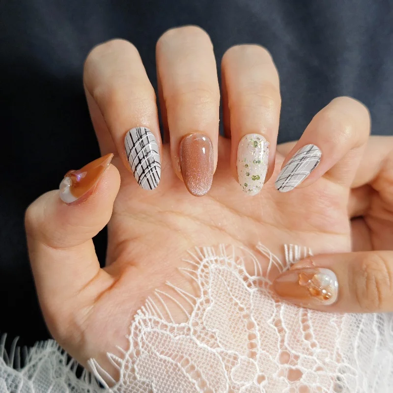 10PCS Brown Cat Eye Handmade Short Oval False Nail Graffiti Black Lines French Press on Nail Glitter Acrylic Detachable Gel Nail