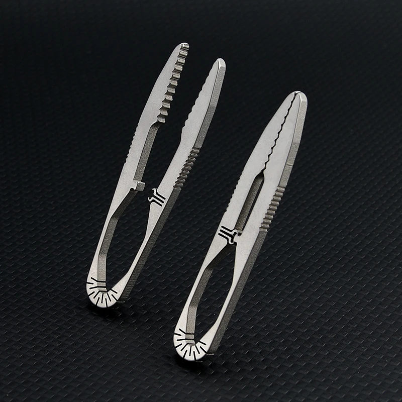 Titanium Alloy Tweezers Clip Mini Titanium Tweezers Small Titanium Alloy Clip Portable Tweezers Nipper EDC Outdoor Pocket Tool