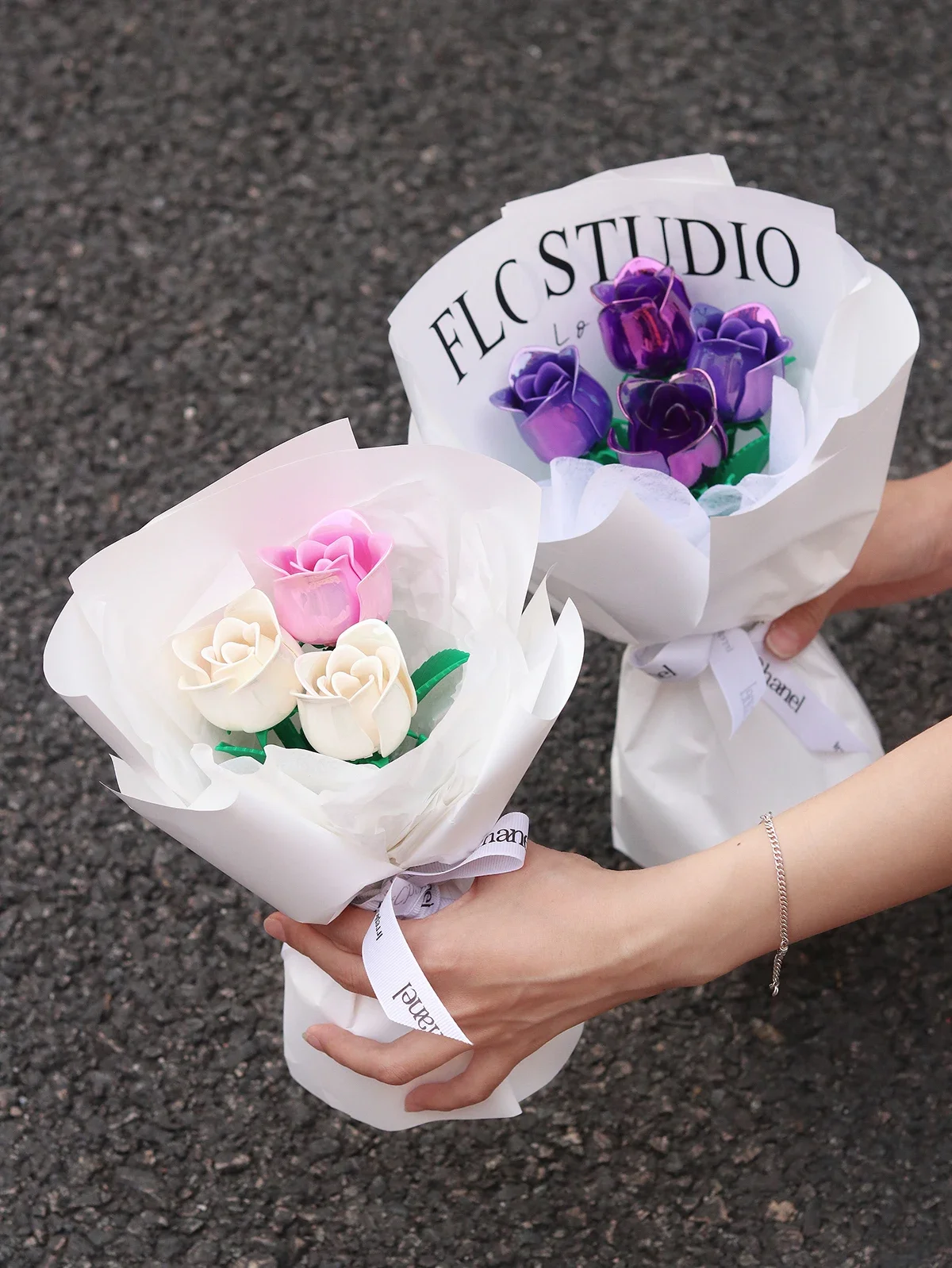 

Christmas Girls Gifts Valentine Rose Flower Building Blocks Set Forever Romantic Colorful Bouquet Love DIY Bricks Set Toys