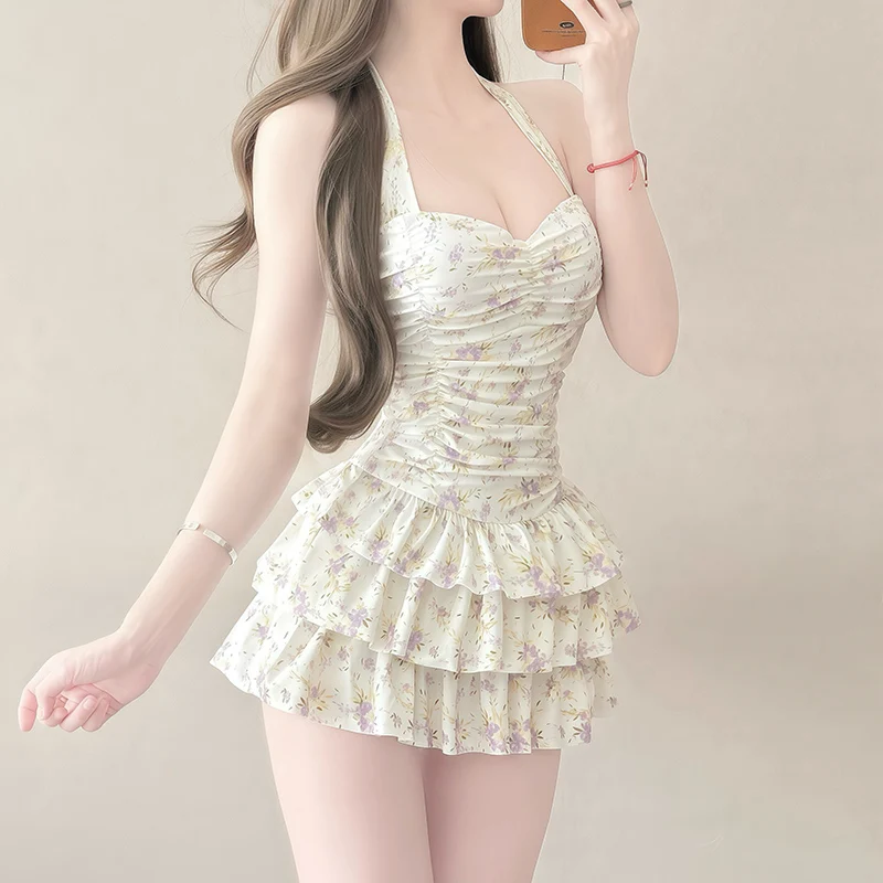 

2025 New Women's Floral Halter One-Piece Swimsuit Slimming Pure Desire Style for Beach Vacation And Hot Spring Soaking