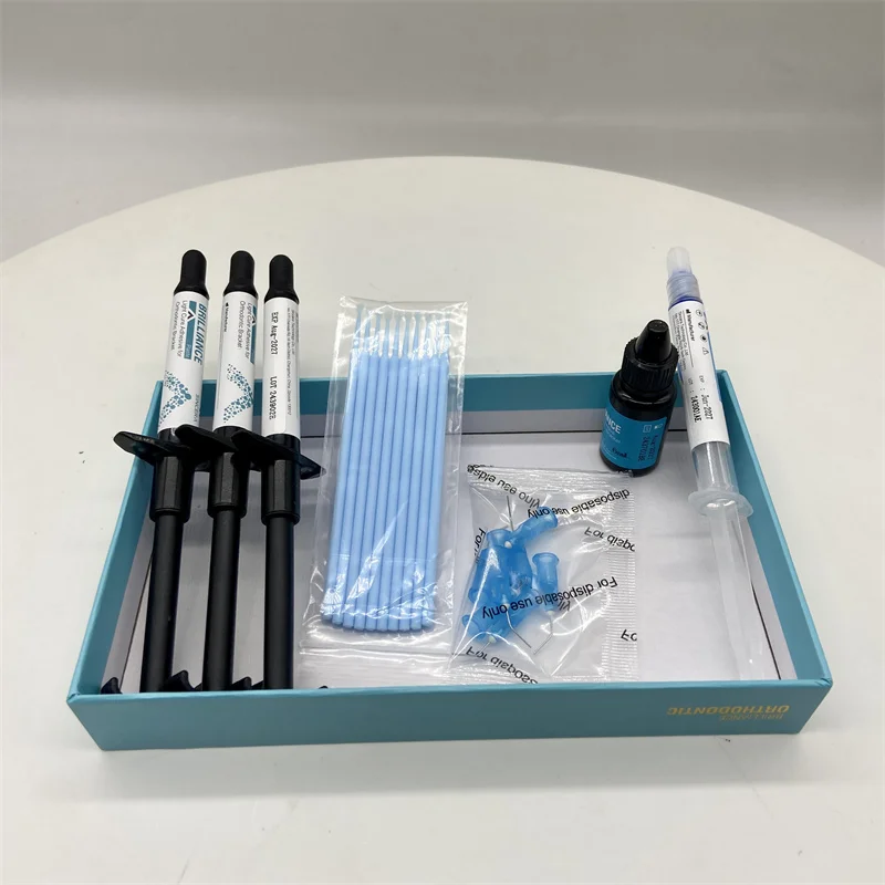 Dentalmaterial BrilLance Paste Light Cure Kleber für kieferorthopädische Halterung Intro Kit und Standard Kit