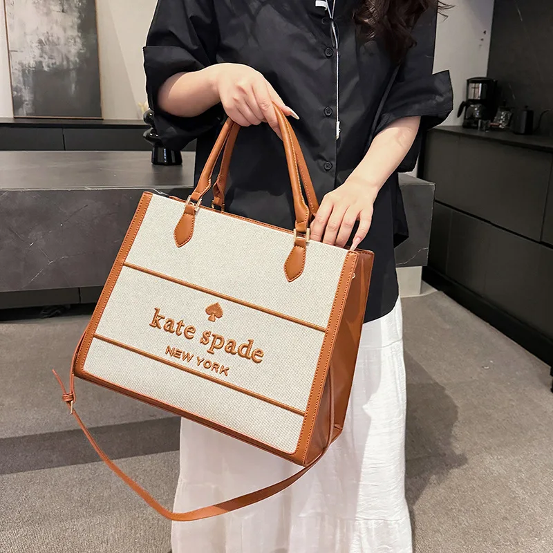 

Большая сумка в корейском стиле 2025 года — кошелек на плечо в стиле ретро с цветными блоками | Модный через плечо с буквенным принтом | Женская повседневная офисная сумка