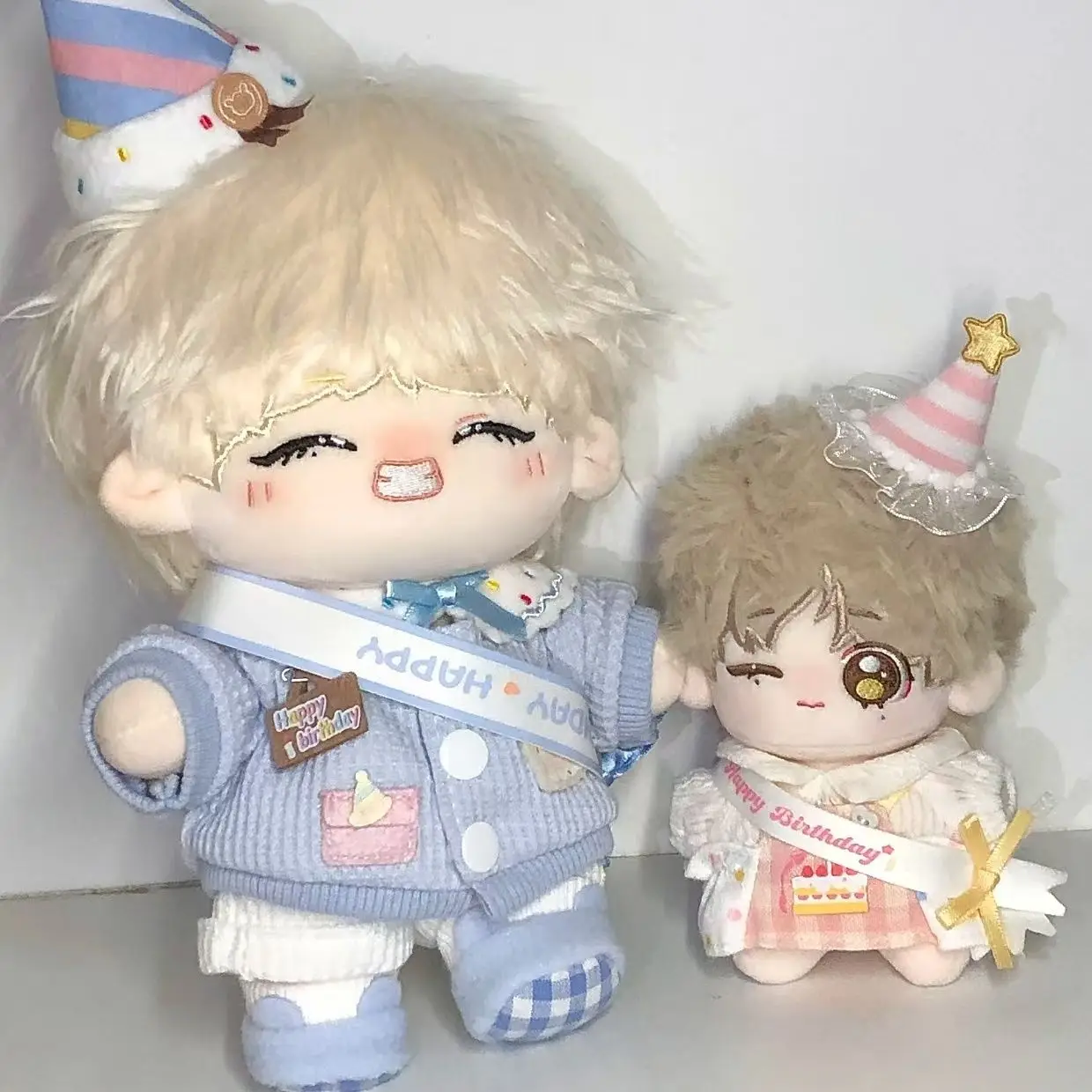 20cm 게임 애니메이션 방탄소년단 BTS 김태형 굿즈 바디 플러시 인형 장난감 소프트 드레스업 코튼 키즈 선물