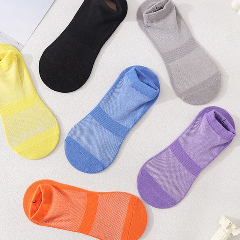 Men's Non-slip Silicone Running Socks Cotton Trampoline Soccer Football Sports Funny Casual Floor Socks