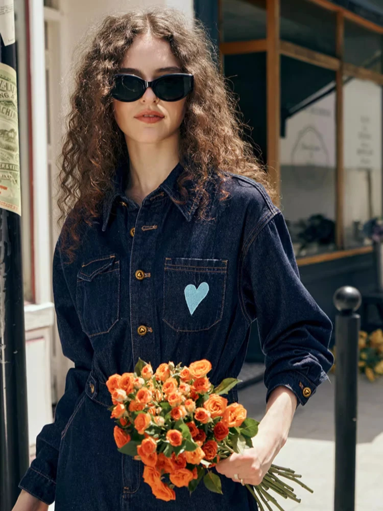 OLrain الفرنسية الأزرق الدنيم فستان طويل المرأة أوائل الخريف 2025 خمر المطرزة التلبيب قميص دينيم فساتين السيدات O23QL85502