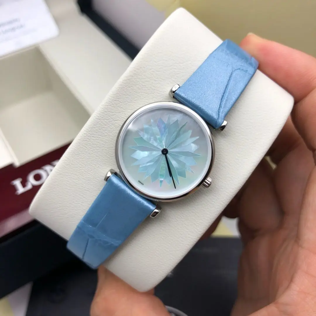 Light Luxury Designer Style Men's Watch Women's Watch Couple Matching Wristwatch High‑precision Quartz Movement Waterproof Scratch‑resistant Glass Silicone Strap Formal Casual Dating Holiday Birthday Present for Him Her
