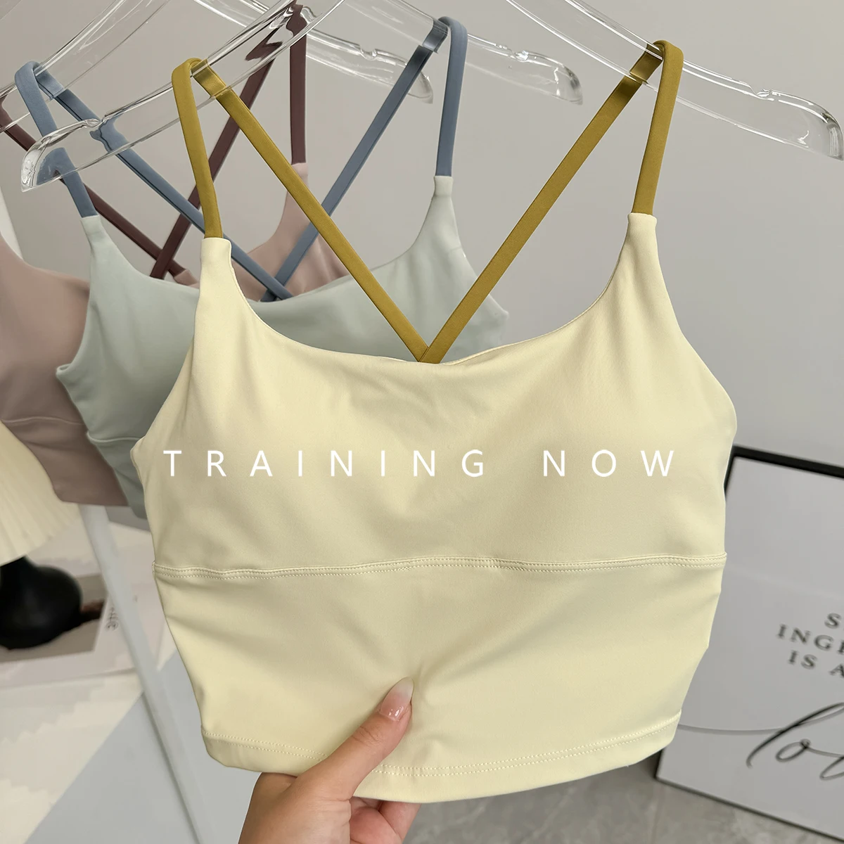 

Sports lingerie for women in summer new sexy suspender yoga suit bra outside running shockproof professional fitness vest