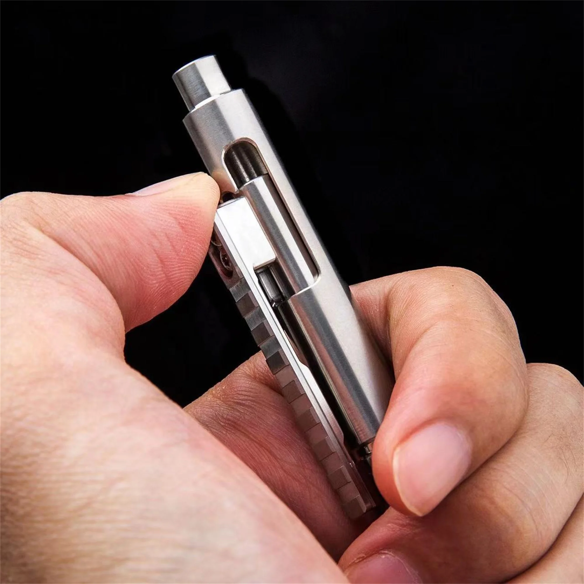 Titanium alloy Tactical Pen Business Signature Pen Bolt pen Pressed Pen EDC Multifunction Tool G2 Refill