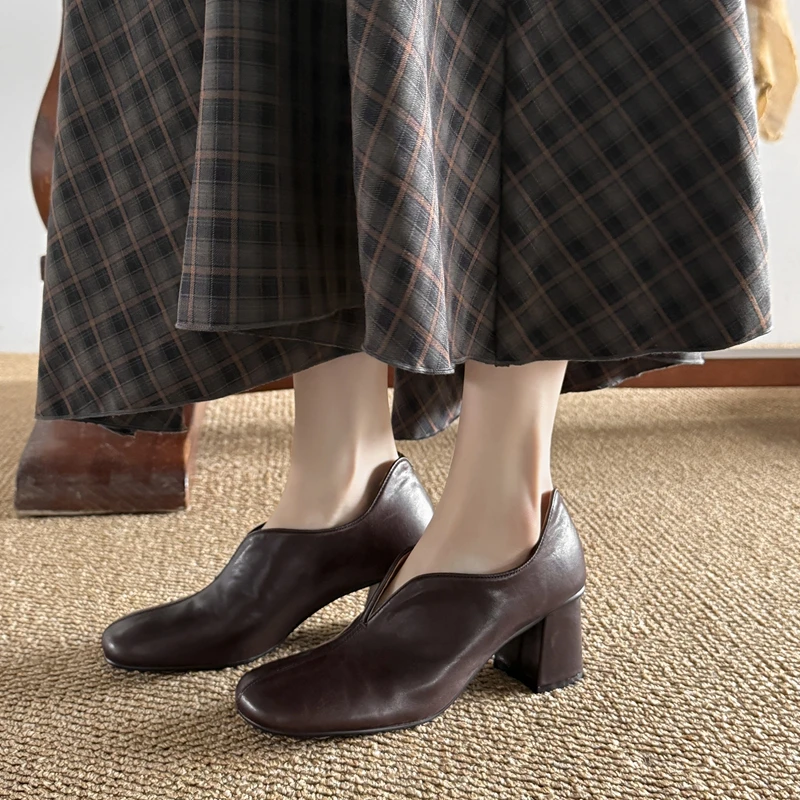 

Women's new spring and autumn leather cowhide high heels, thick heels, round toe retro single shoes, work shoes