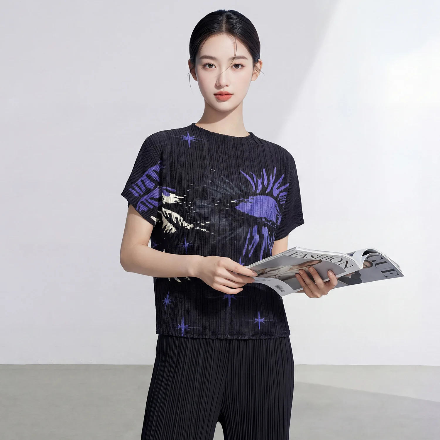 

Miyake Short-sleeve Women's T-shirt Loose Printed Lightweight Breathable Fashionable Versatile Top 2026 Summer New 2DB6954