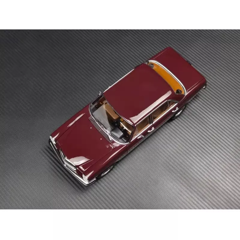 Norev 1/18 mercedes-benz 200 1968 modèle de voiture moulé sous pression modèles d'ornement de salle Simulation alliage Collection voitures garçon anniversaire jouet cadeau
