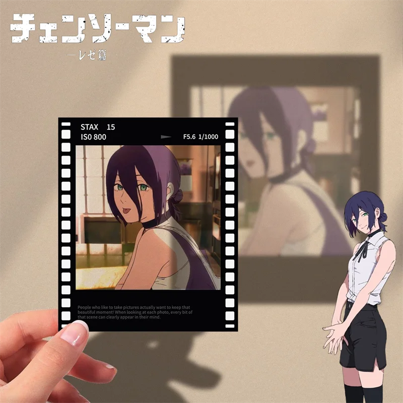 การ์ดพลาสติกตกแต่งลายอนิเมะ Chainsaw Man ฉาก Reze Arc ตัวละคร Reze และ Denji สำหรับคอสเพลย์ ใช้เป็นที่คั่นหนังสือ ของสะสมน่ารัก อุปกรณ์ประกอบฉาก