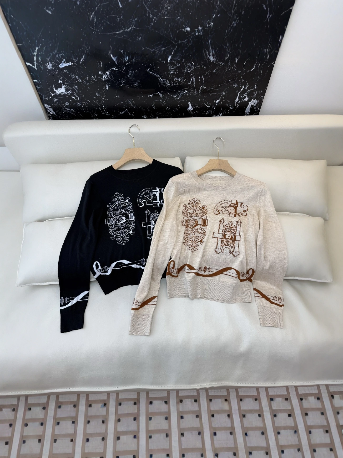 

Retro Embroidered Pattern Long Sleeve round Neck Knitted Woolen Women's Top Soft Comfortable Spring 2026 New Arrival