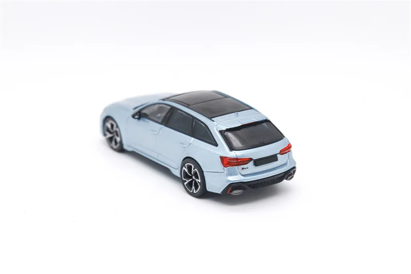 MASDI 1:64 RS6 Avant ijsblauwe gegoten modelauto