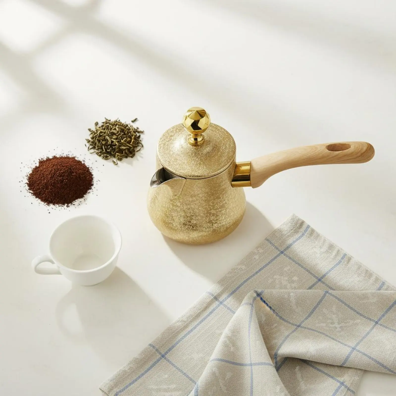 Cafetera Turca de Acero Inoxidable Fácil de Limpiar, Ibrik, Cezve, Calentador de Café Árabe Versátil con Patrón Ornamentado