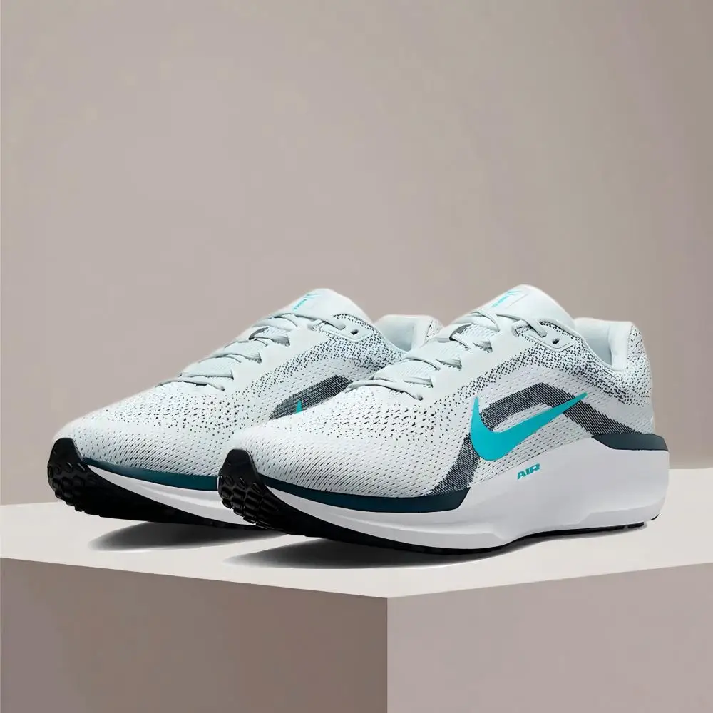 

Кроссовки Nike WINFLO 11 Wide-Fit с противоскользящей подошвой, прочной амортизацией, стильным дизайном и универсальным стилем. Модель: FQ8937-004