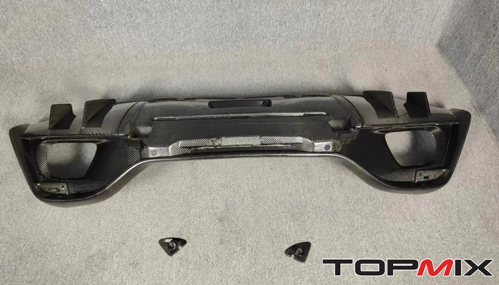 Real Carbon Fiber rear diffuser+ diffuser lower section fit for Aston Martin 2020+ Vantage