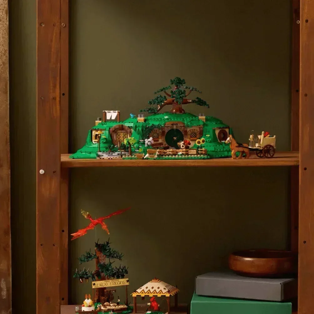 

MOC 10354 Street View Expert Shire Hole Architecture House Building Block Set Assemble Model Bricks Toys Adult Kids Boy Gift