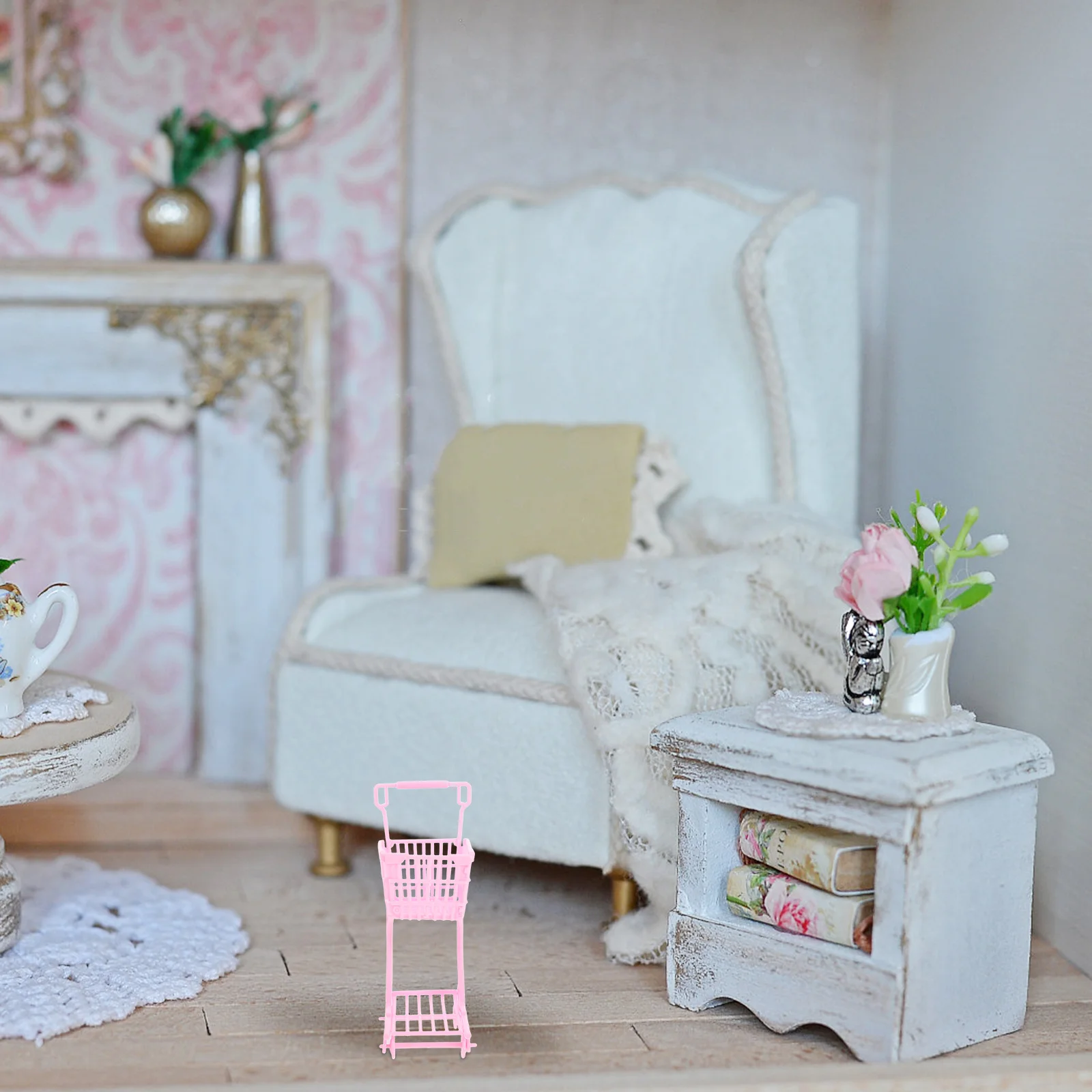 รถเข็นช็อปปิ้งขนาดเล็ก ด้ามจับน่ารักกะทัดรัด ตะกร้าเก็บของเล่นแบบพกพาสำหรับเด็ก รถเข็นเด็กสำหรับพัฒนาทักษะทางสังคม