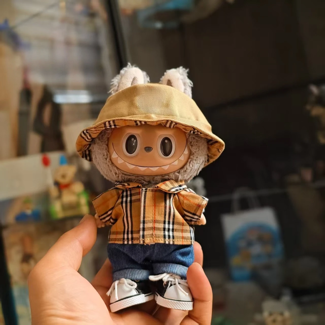 

Для 15/17 см Labubu, роскошная одежда, кукла, коричневая клетчатая рубашка, джинсовый комплект, плюшевые куклы Labubu, 3,0 одежда «сделай сам», парусиновая обувь, аксессуары
