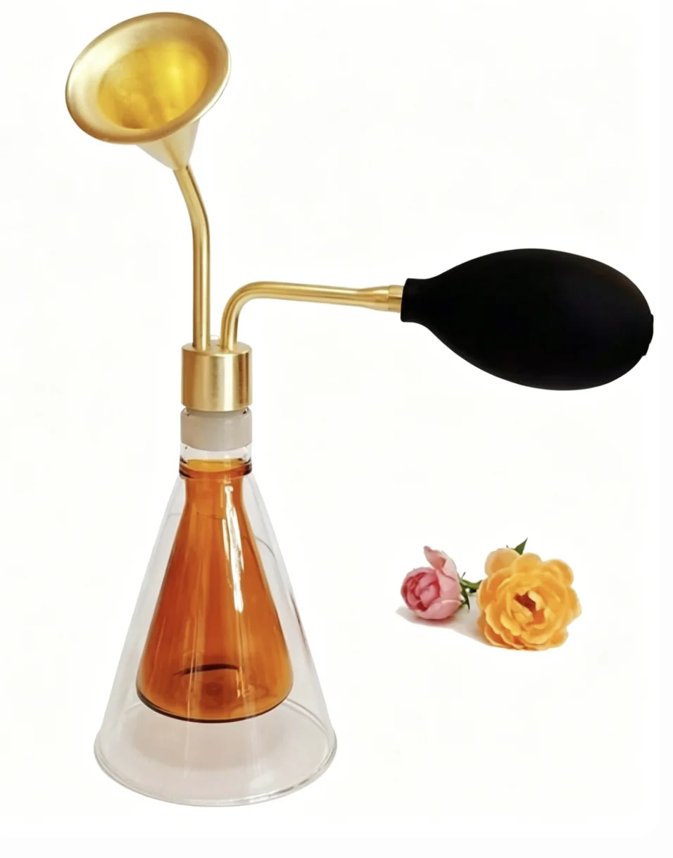 

Glass Creative Custom Scent Bottle SPA Spa Brass Scent Instrument