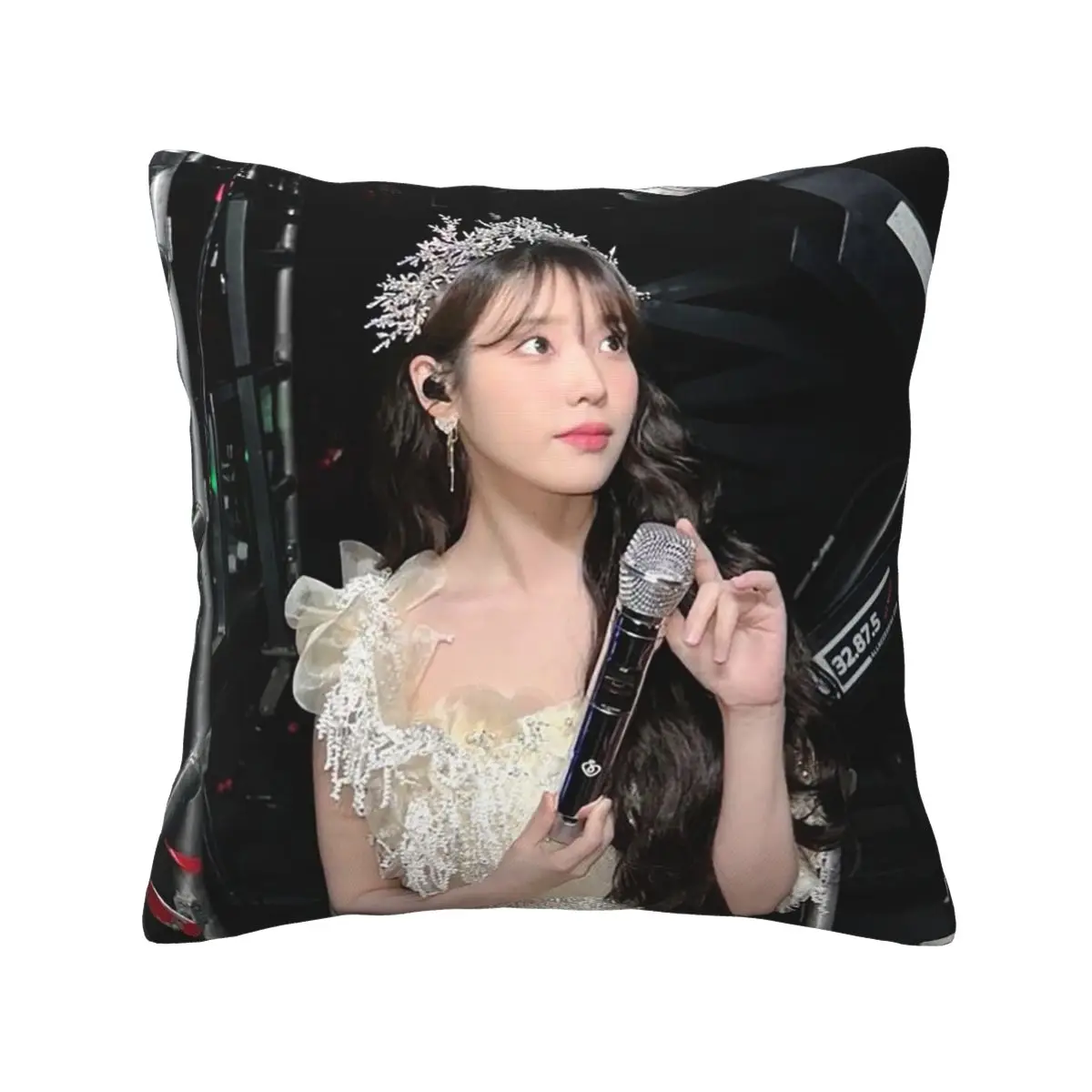 IU Lee Ji-eun Korean Actress I-idol Square Pillowcase Pillow Cover Cushion Zip Decorative Comfort Throw Pillow for Home Bedroom