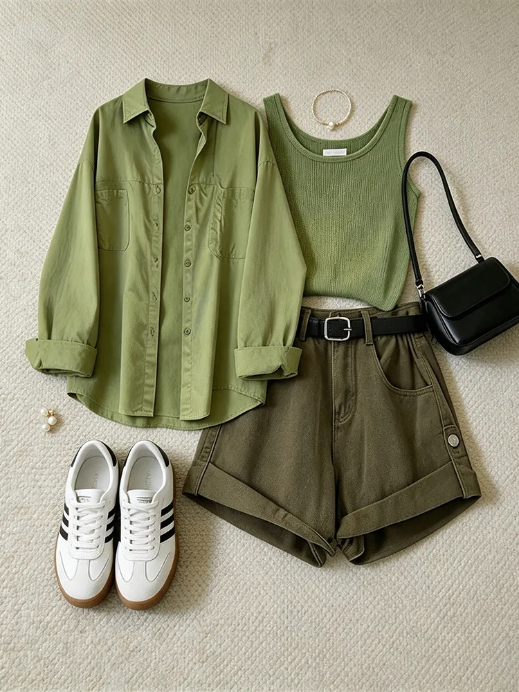 Conjunto de Moda Otoñal para Mujer: Camisa Verde, Chaleco Interior, Jeans Ajustados y Shorts, Traje de Tres Piezas, Ropa Casual Elegante para Damas