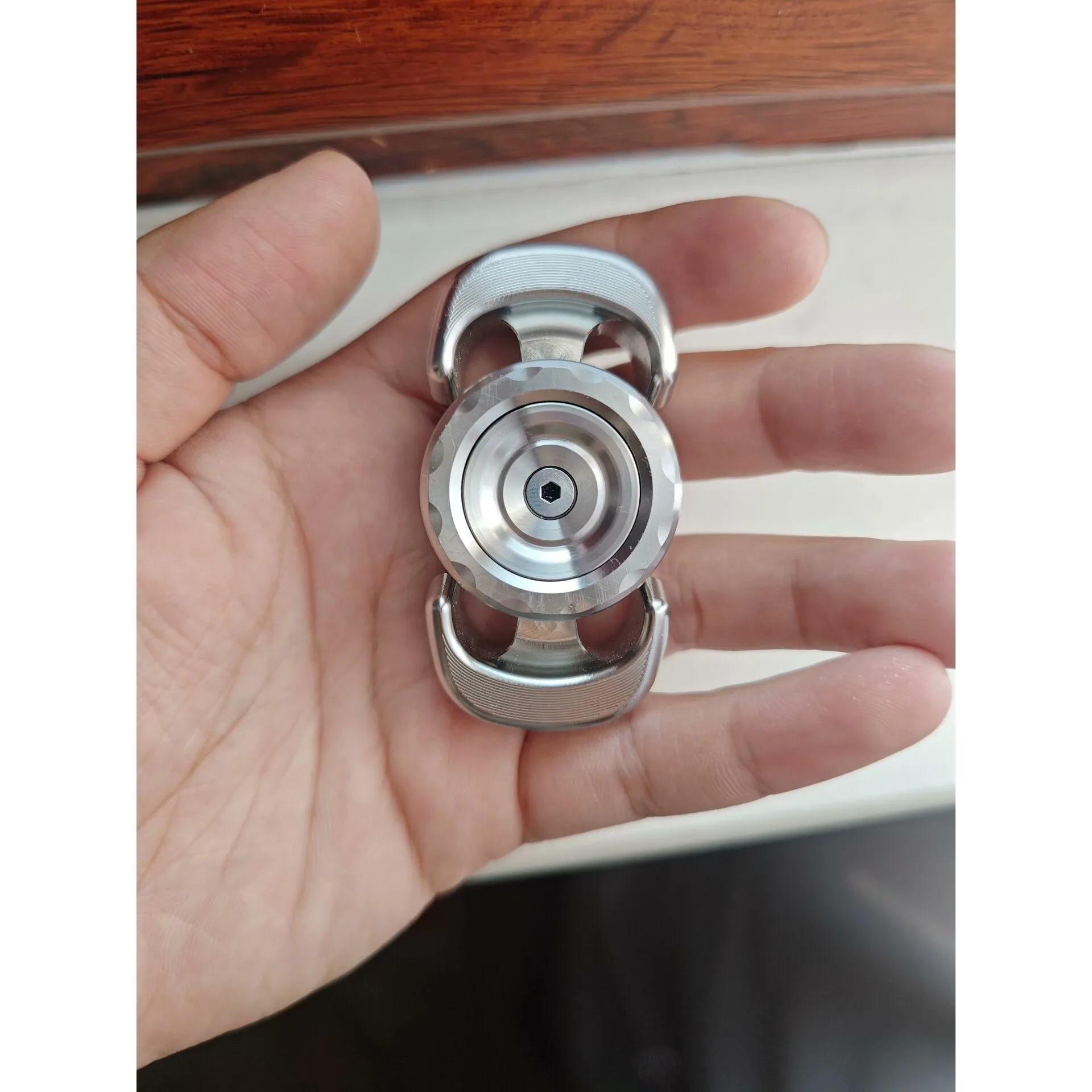 Used edc replicates SP4XL  decompression toy