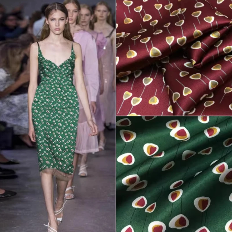 

Шелковая атласная ткань L100см x Ш108см с летним цветочным принтом в виде сердец, из тутового шелка, дышащая, мягкая, блестящая, для пошива блузок и платьев