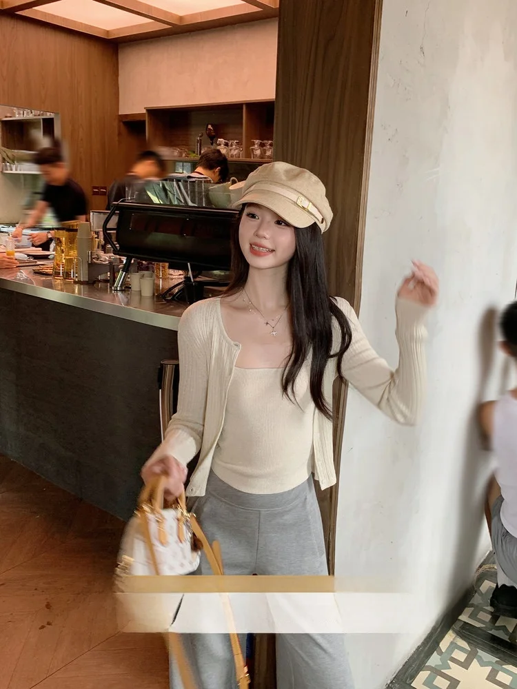 

Faionable Women's Two-Piece Set Autumn Top Design Sensation Small Size Initial Casual Knitted Sweater Slim Fit Sle