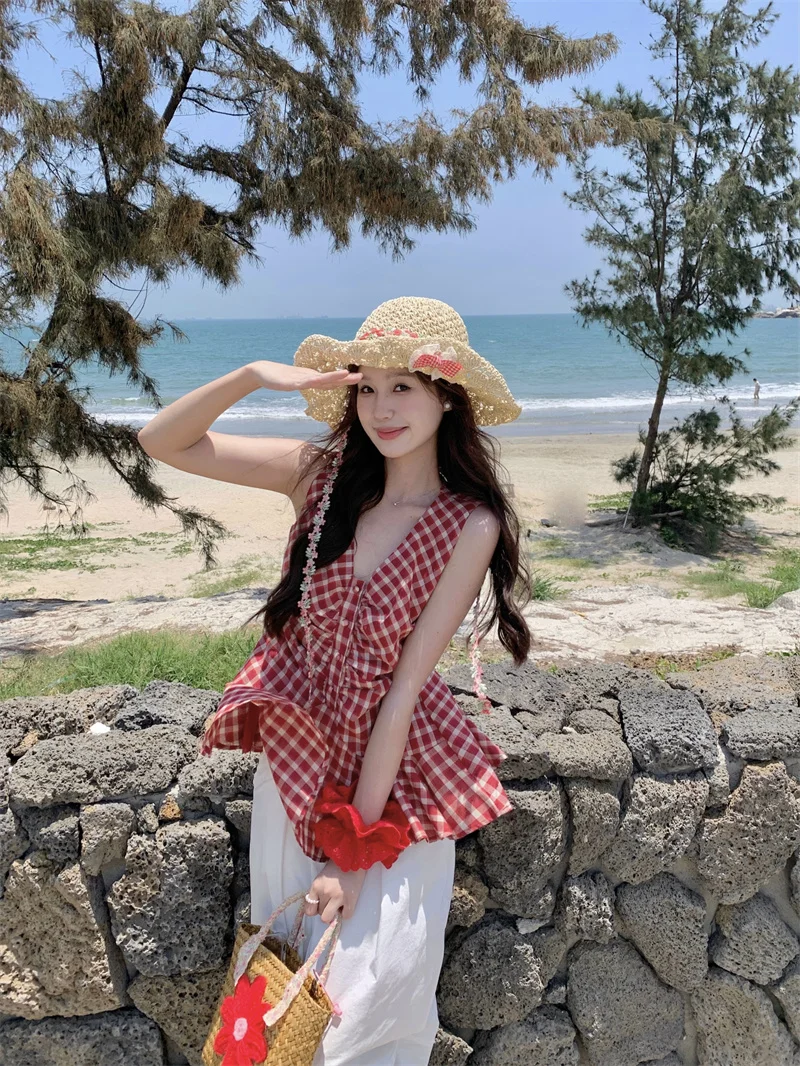 

Retro Red Plaid V-Ne Svel Vest Women's Outerwear Summer Design Sexy Beach Vaion Sle Top Sweet Japanese Loose Fit