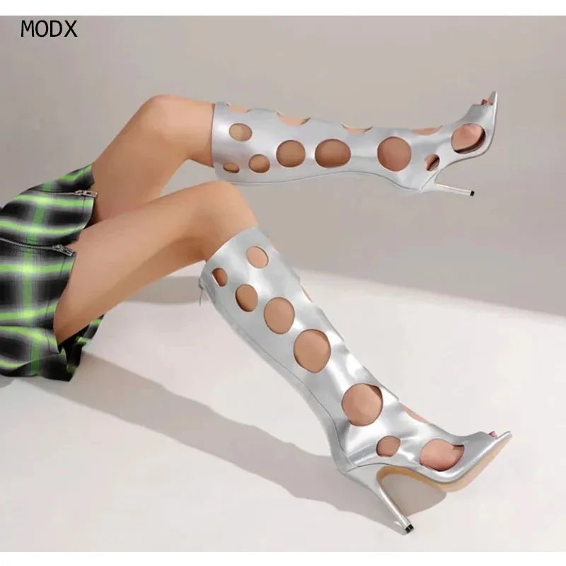 

2025 г. Женские сапоги до колена, пикантные длинные сапоги на высоком каблуке с открытым носком, длинные сандалии на молнии, большие размеры 44