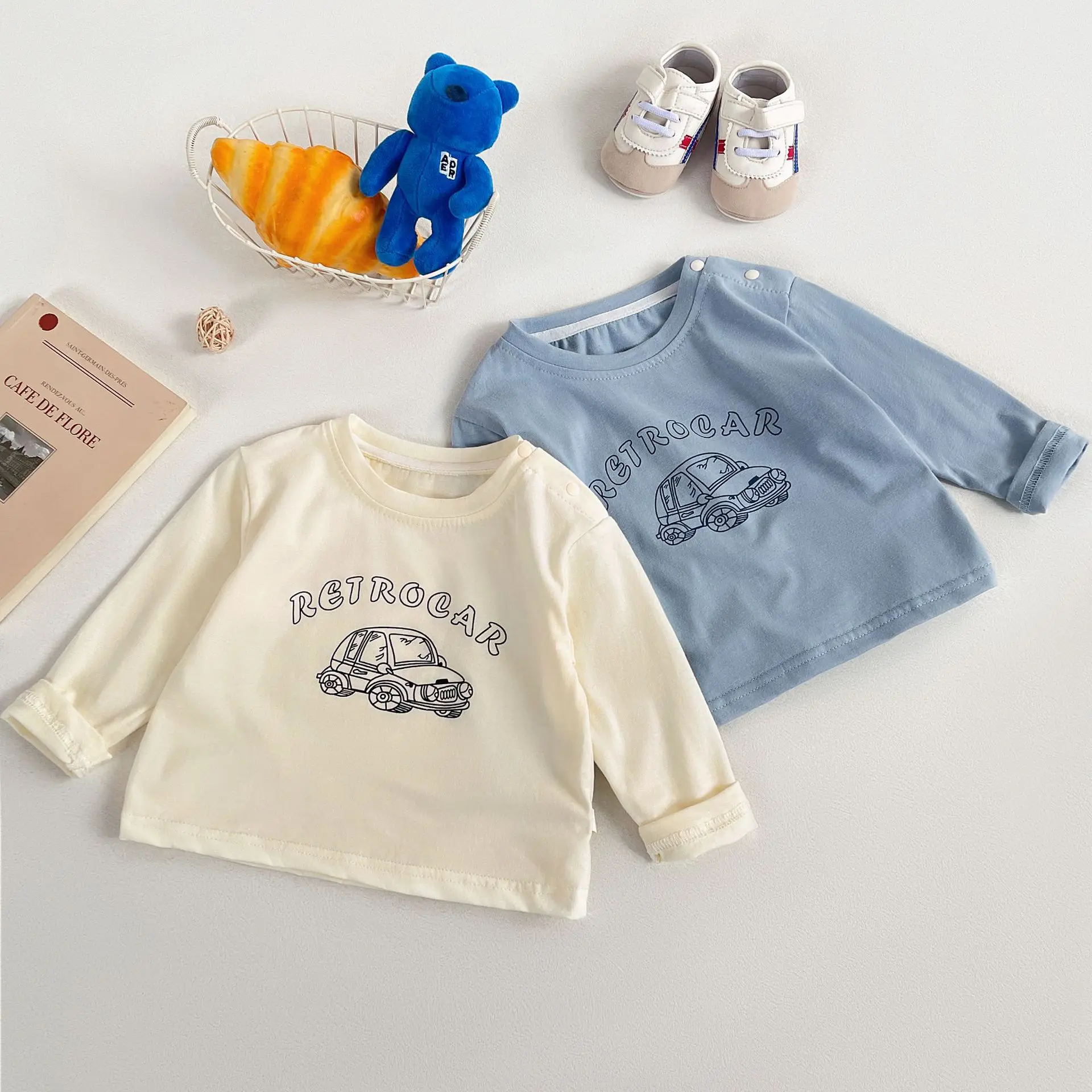 

boys and girls spring and Autumn's new cartoon car print casual long-sleeved T-shirt,Comfortable clothes