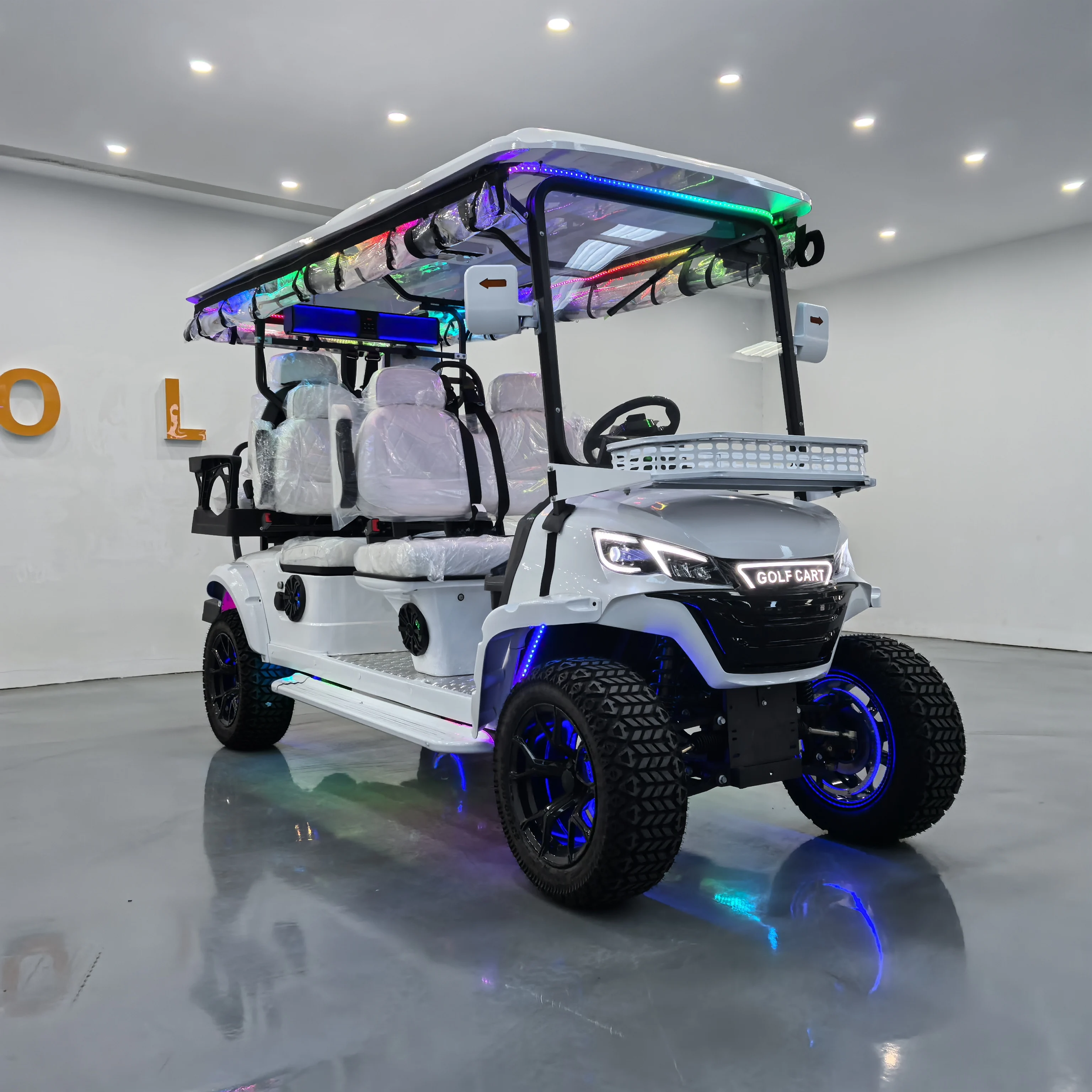 Fully redesigned 2/4-seater golf carts, cool 48v/72v electric golf carts, family hunting electric sightseeing vehicles