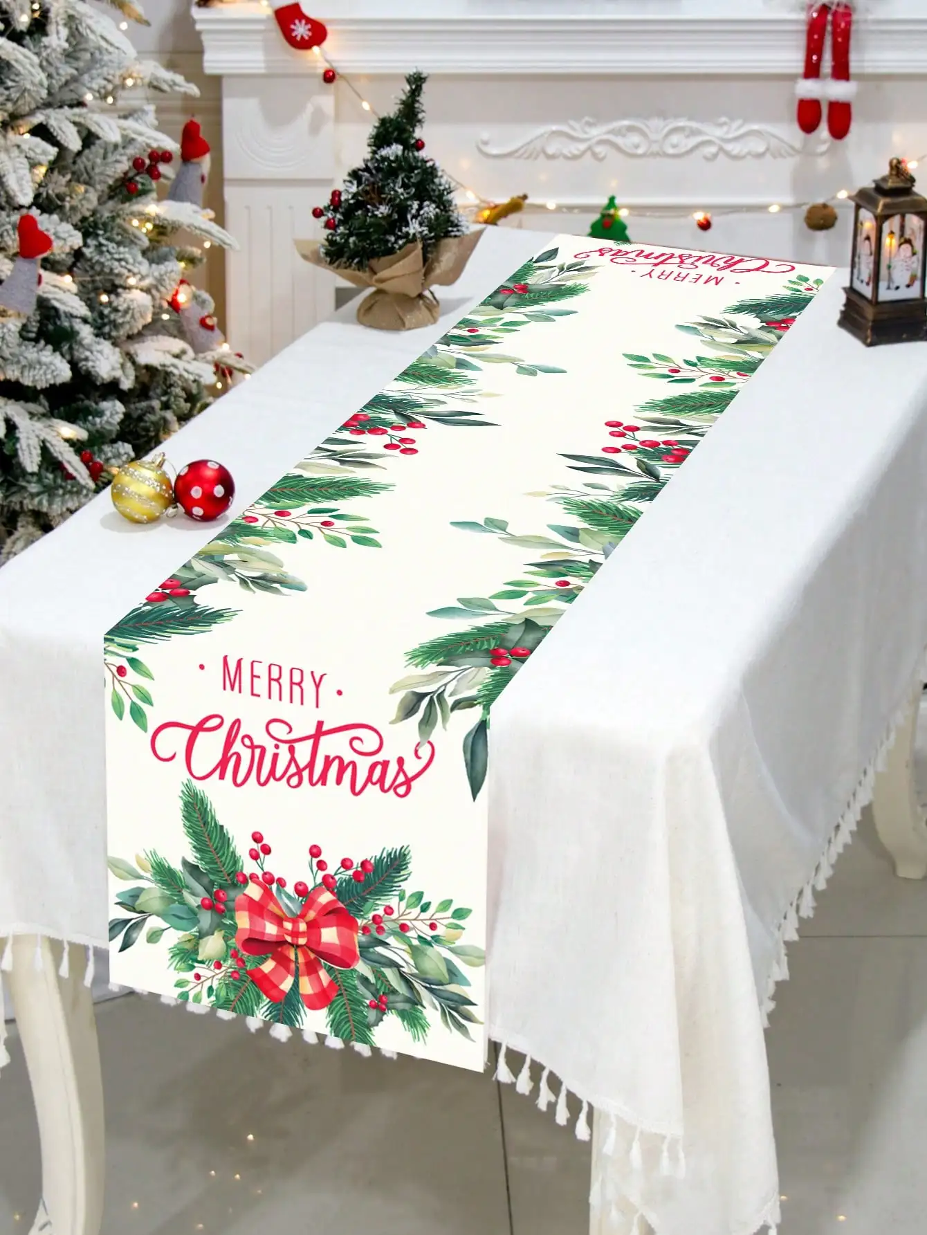 Christmas Pine Needle Holly Berries Table Runner Party Decor Reusable Winter Kitchen Dining Table Runner Christmas Decorations