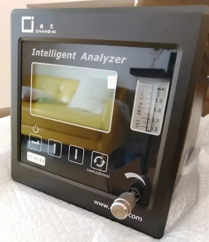 Micro o-xygen analyzer Online micro