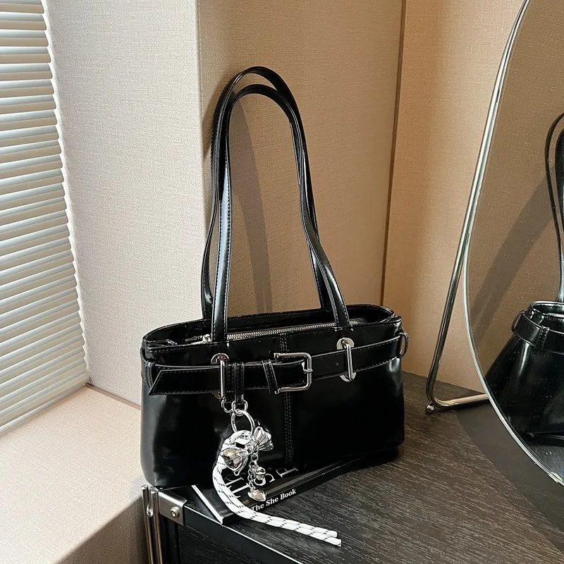 

Women's Bag Simple Solid-color Underarm Bag Belt Buckle Retro Single-shoulder Bag Stylish Handbag Funny Fashion For Kawaii Girls