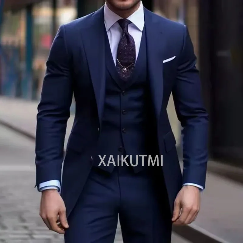 

Темно-синий 3-х предметный повседневный мужской костюм Slim Fit с зубчатыми лацканами Формальные лучшие мужчины Свадебная одежда для жениха Блейзер Смокинги Trajes De Hombre