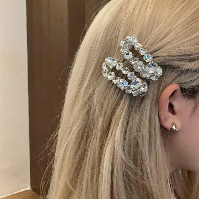 New Luxury Zircon Super Flash Hair Clips Sense Of Niche Oval Fairy Bangs Side Clip Girl Heart Fashion Versatile Hair Accessories