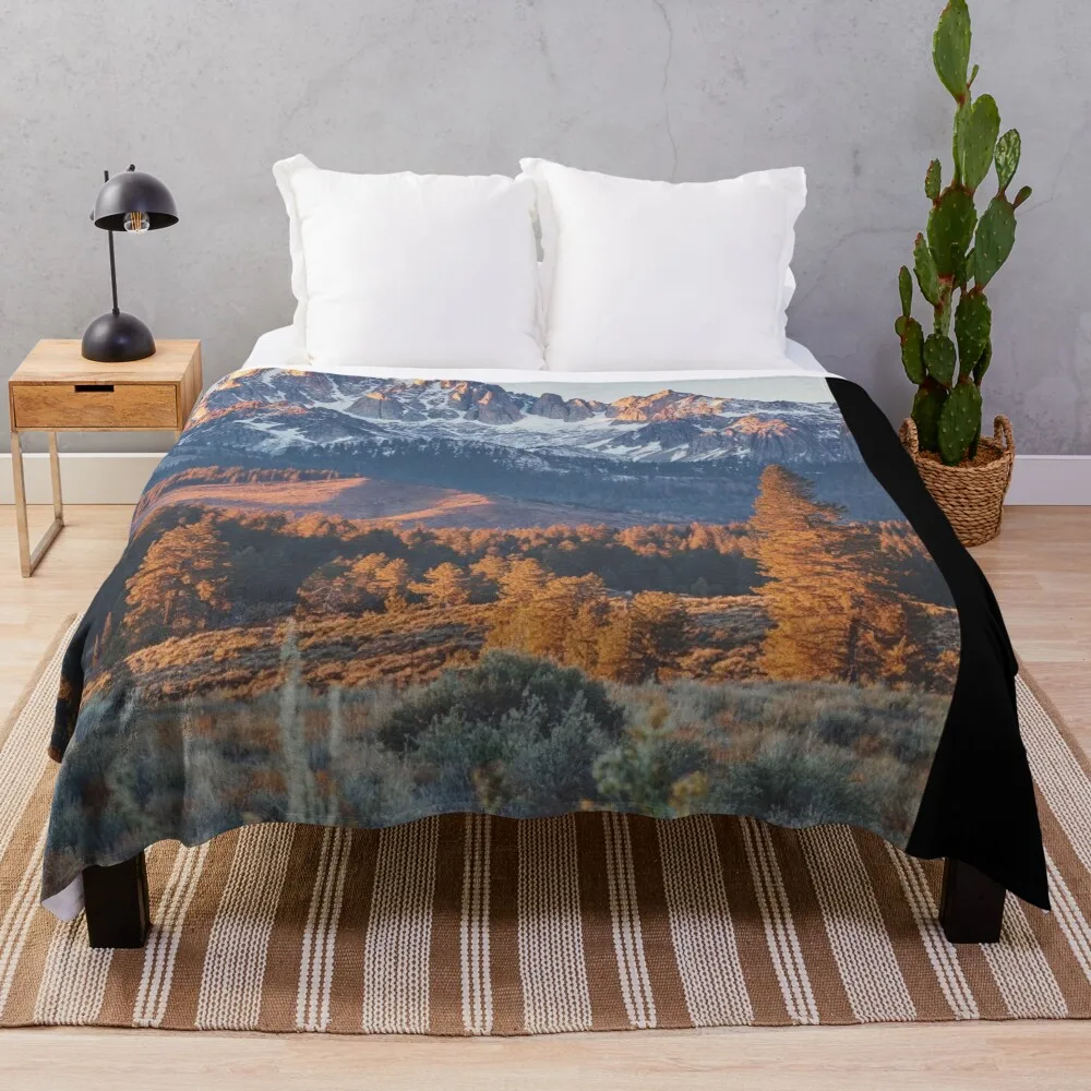 Sierra Sunrise Over Tranquil Landscape Throw Blanket Thin Summer Quilt Blankets