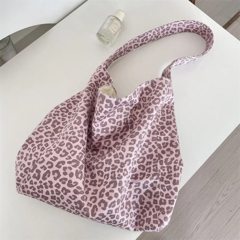 Neue 2025 Frühherbst Wildleder Leopardenmuster Schultertasche Nischen-Mode-Design Geräumige Trendige Damen-Tragetasche für Ausflüge und Einkäufe – Detail 17