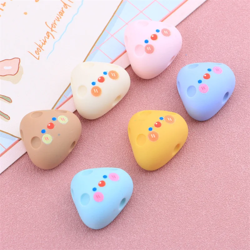 150pcs Kawaii Cute Triangle Cheese Cream Resin Flat Back Cabochon DIY Scrapbook Kids Hand Crafts Embellishment Decor 21*18MM