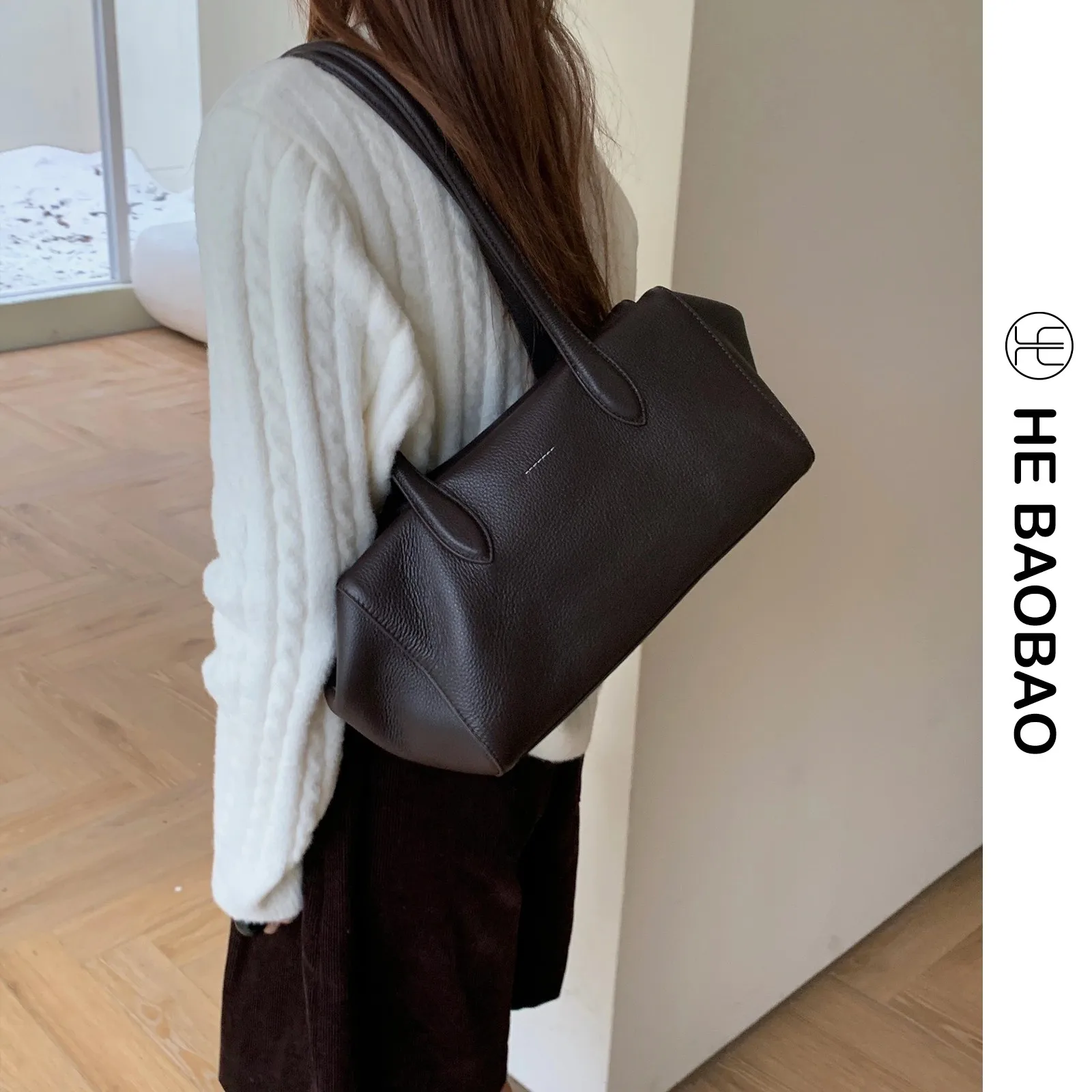 

Новая женская сумка-подушка из натуральной кожи (первый слой) 2026 года, большая вместимость, нишевый дизайн, на плечо